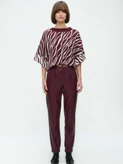 Nouhaila Studio Pullover